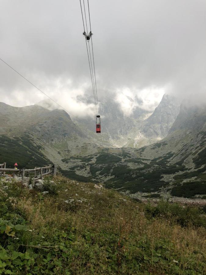 Bl - The Executive Suite, Boru - 24Hr Self Check-In, Free Private Parking, Balcony With Mountain View, 5 Minute Walk To City Center Besztercebánya Kültér fotó
